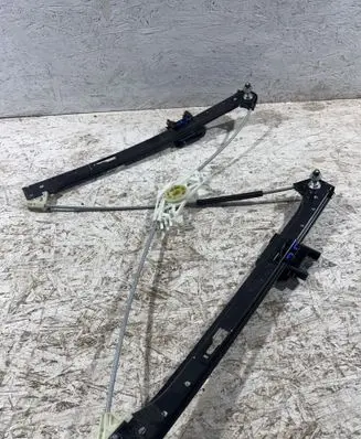 Porsche Macan (95B) Front window lifting mechanism without motor 95B837461B 0304234A