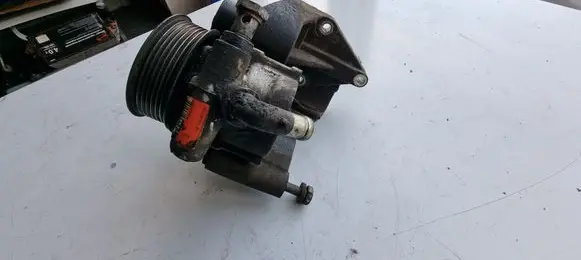 Iveco Daily 45 - 49.10 Power steering pump 504238603