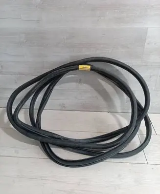 Dodge Durango III Front door rubber seal 