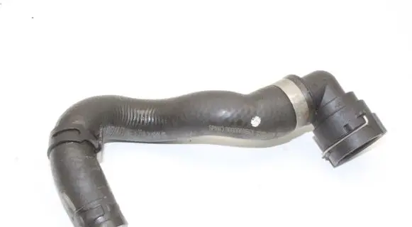 Volvo XC40 Engine coolant pipe/hose 32224229