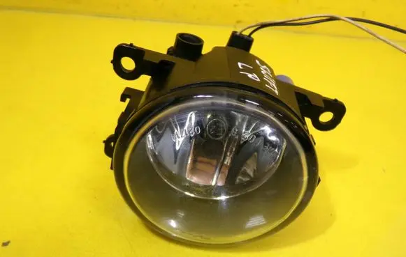 Suzuki Swift I Front fog light 89202504 8200074008