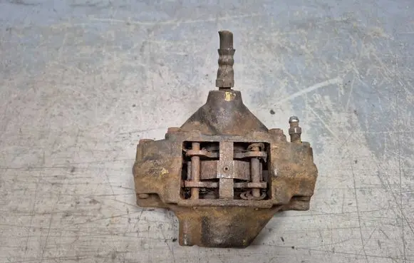Mercedes-Benz E W124 Rear brake caliper