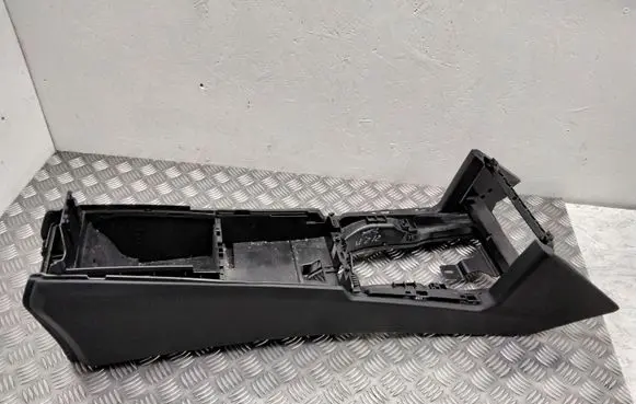 Mercedes-Benz E W212 Center console A2126801650