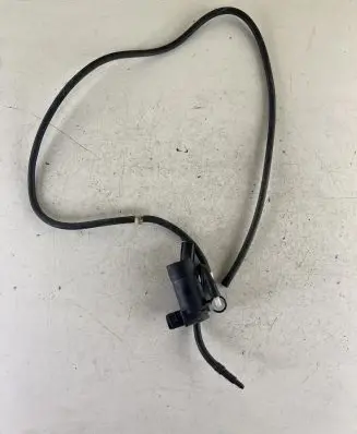 Volvo V50 Windscreen/windshield washer pump 1S7117K624FE