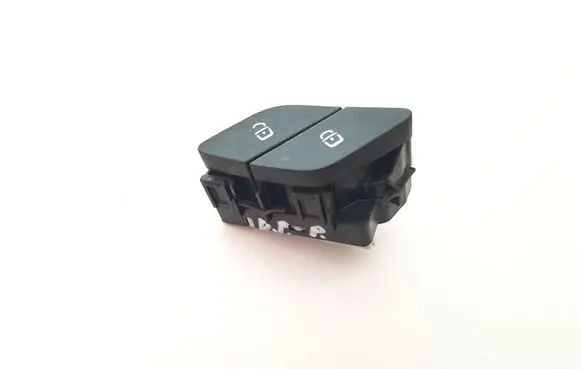 Mercedes-Benz CLA C118 X118 Central locking switch button A2479052301