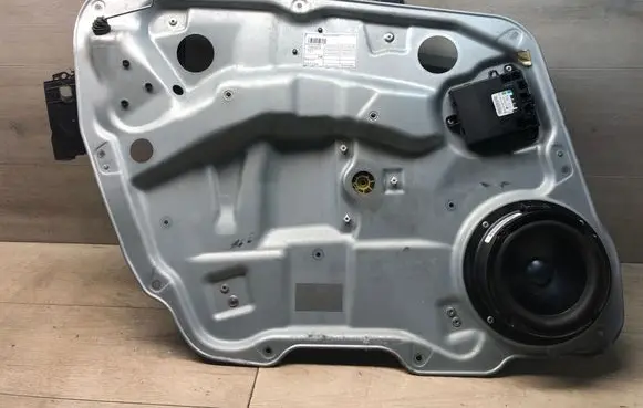 Mercedes-Benz ML W164 Front door window regulator motor A2518200742 A1648202502 A1697202535