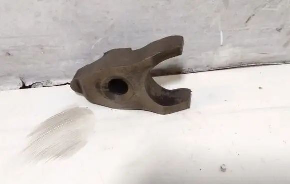Toyota Corolla Verso E121 Fuel Injector clamp holder