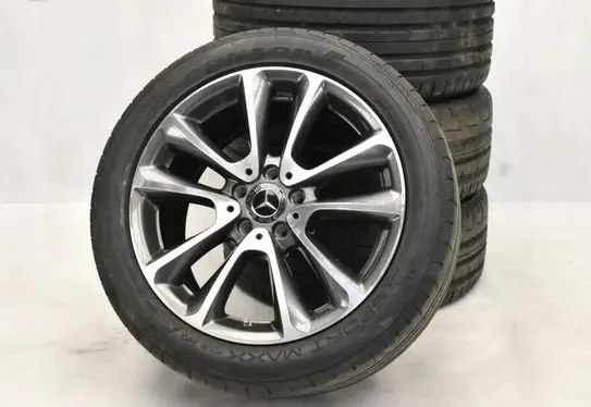 Mercedes-Benz E W213 R18 alloy rim A2134011600 A2134010400