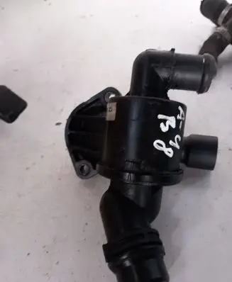 Audi A4 S4 B8 8K Thermostat 