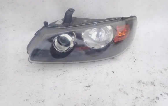 Nissan Almera N16 Headlight/headlamp