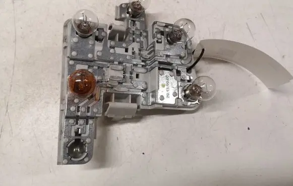 Volvo S40 Tail light bulb cover holder 28139007 281321