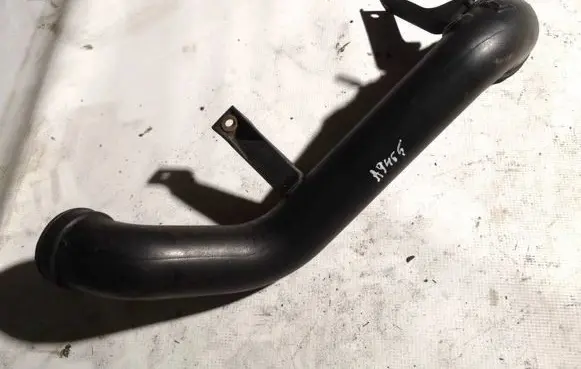 Volvo V70 Intercooler hose/pipe 31274655