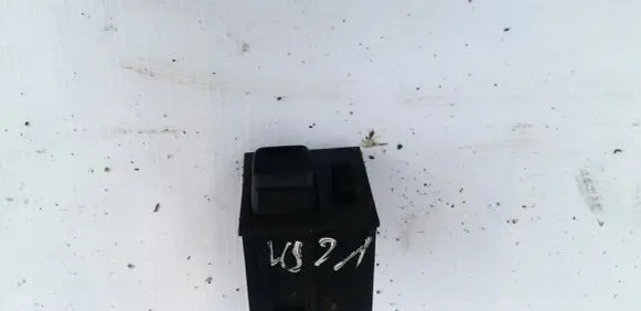 Volkswagen PASSAT B2 Light switch