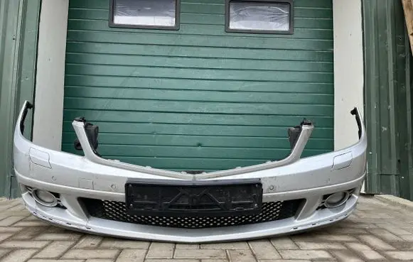 Mercedes-Benz C W204 Front bumper C775