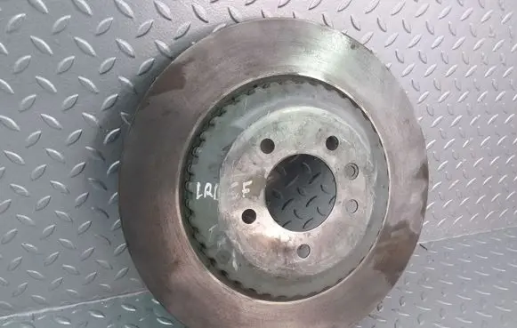 Land Rover Defender Rear brake disc