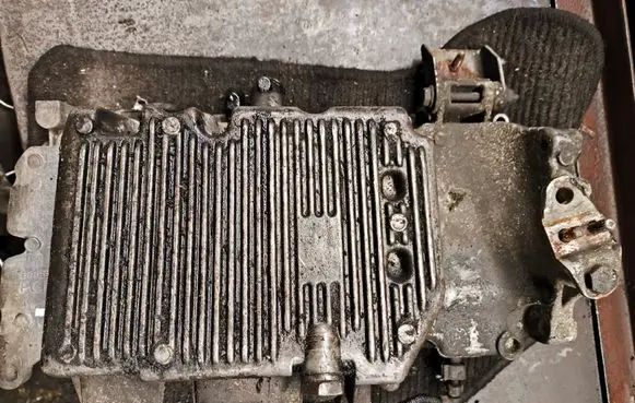 Opel Zafira B Oil sump 55194355