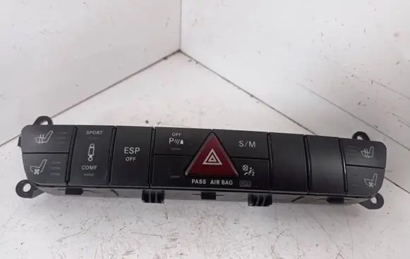 Mercedes-Benz GL X164 Seat heating switch A1648700910