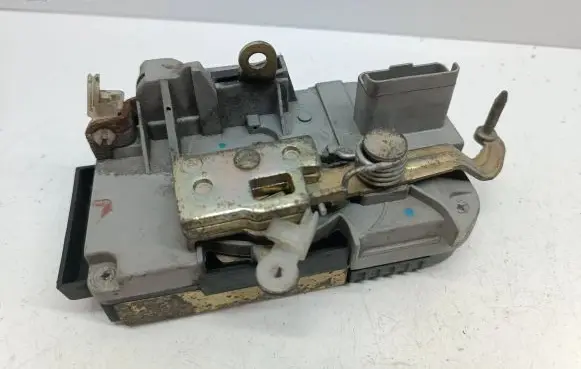 Citroen C8 Front door lock PBTL2