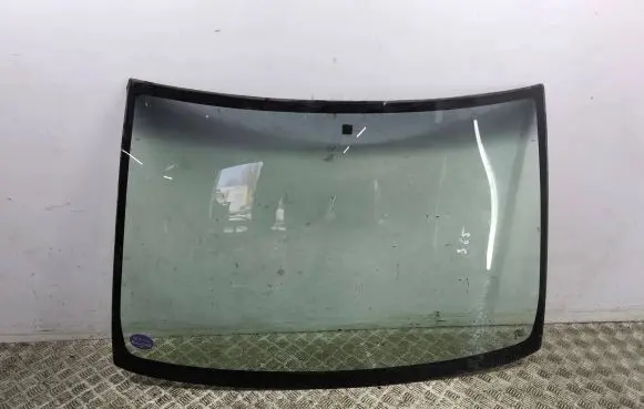 Toyota Corolla E120 E130 Front windscreen/windshield window 