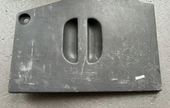 Nissan Patrol Y60 Other trunk/boot trim element 8492906J00