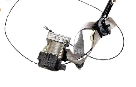 Mercedes-Benz S W221 Front seatbelt 00066236