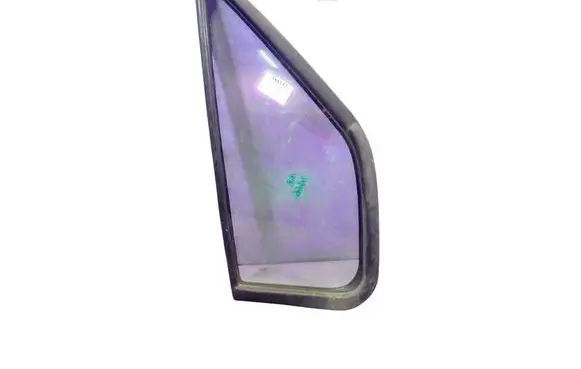 Renault Master II Front door window glass four-door