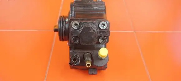 Opel Combo E Fuel injection high pressure pump 0445010426 20MB11