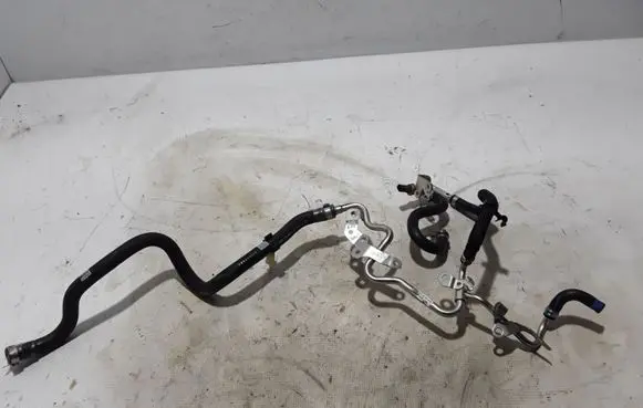 Brake vacuum hose/pipe