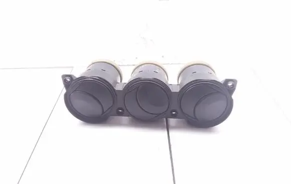 Dash center air vent grill