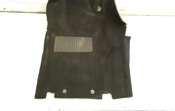 Mercedes-Benz R W251 Front floor carpet liner A2516802140