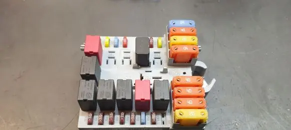Fiat Croma Fuse module 51804119