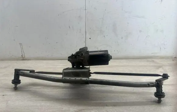 Volkswagen II LT Front wiper linkage and motor 0390241345 0580007072