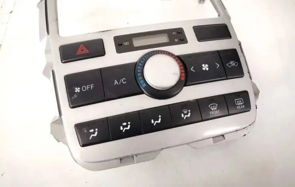 Toyota Avensis Verso Climate control unit 5590044270 55900-44270