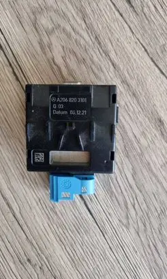 Mercedes-Benz C W206 USB socket connector A2068203101
