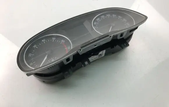 Skoda Fabia Mk3 (NJ) Speedometer (instrument cluster) 6V0920740A