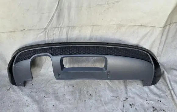 Audi Q3 8U Tailgate/trunk spoiler 8u0807521h