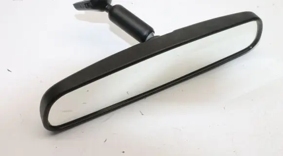 Mitsubishi Outlander Rear view mirror (interior)