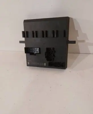 Audi A4 S4 B7 8E 8H Comfort/convenience module 8E0907279N