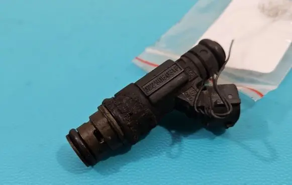 Volkswagen Sharan Fuel injector 022906031F IMPRK1368418