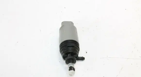 BMW 5 E60 E61 Windscreen/windshield washer pump 6934159