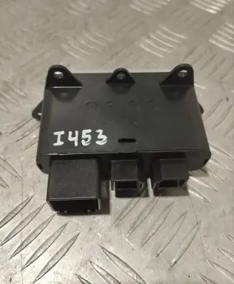 Maserati Levante AUX in-socket connector 670104961