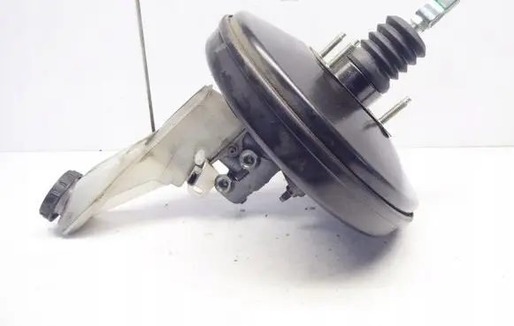Nissan Qashqai+2 Power steering pump 46007-JD00A