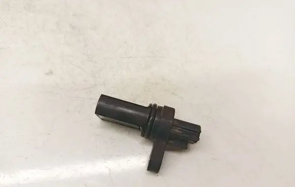 Nissan X-Trail T30 Crankshaft position sensor A29660