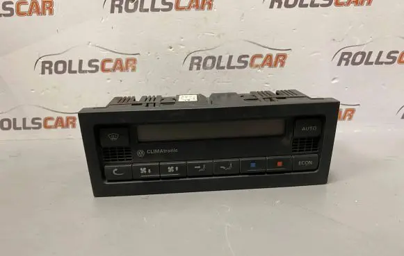 Volkswagen PASSAT B5.5 Climate control unit 3B1907044H 2400022303