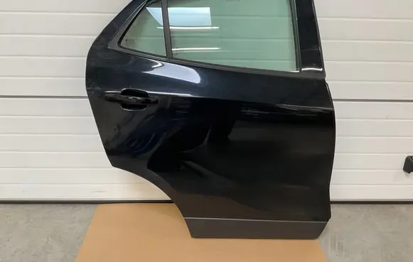 Opel Mokka X Rear door 