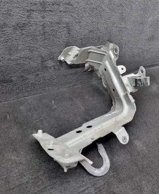 Audi Q7 4M Fender mounting bracket 4M0821131C 4M0821161B 4M0145841
