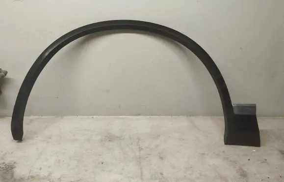 Volkswagen Touareg II Fender trim (molding) 7P6853717C