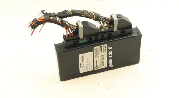 BMW 5 E60 E61 Gateway control module 9186171 532256867