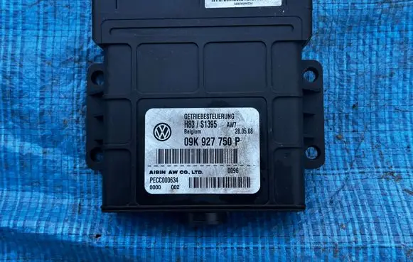 Volkswagen Transporter - Caravelle T5 Gearbox control unit/module 09K927750P