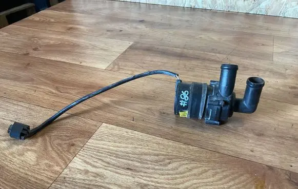Volkswagen Caddy Electric auxiliary coolant/water pump 5n0965561a
